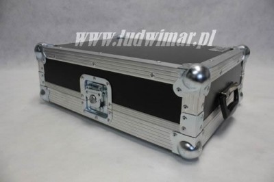 flight_case_skrzynia_do_pioneer_cdj_3000.jpg